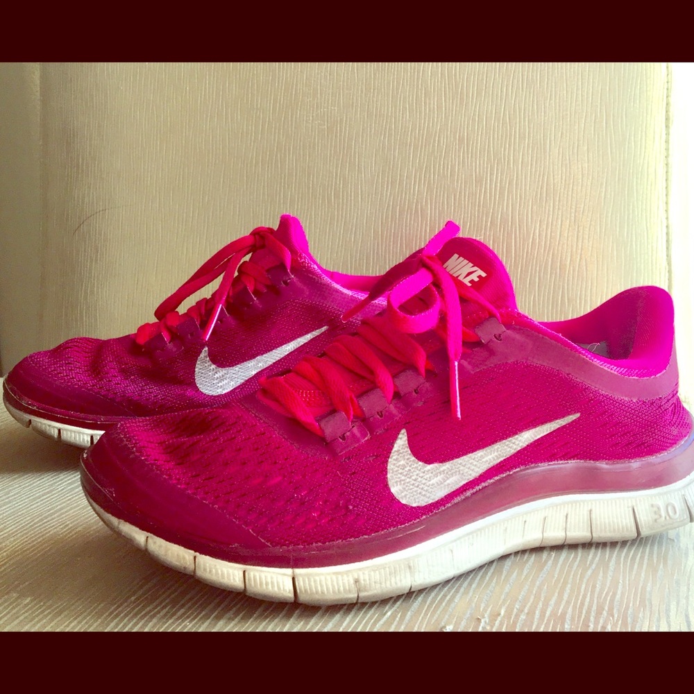 Nike Sneakers. Pink. Size 5